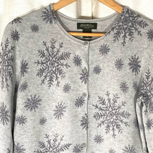 EDDIE BAUER Snowflake Cardigan Sweater M - Picture 2 of 8